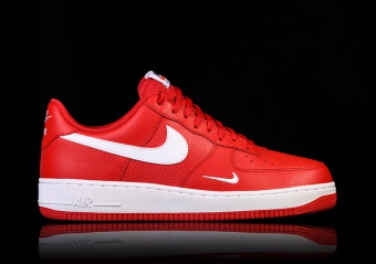 NIKE AIR FORCE 1 UNIVERSITY RED