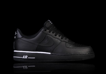 NIKE AIR FORCE 1 '07 BLACK