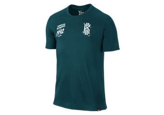 NIKE KYRIE SINCE 92 TEE MIDNIGHT TURQUOISE