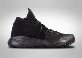 NIKE KYRIE 2 BLACKOUT