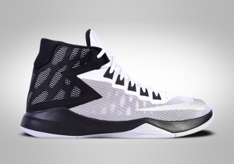 NIKE ZOOM DEVOSION WHITE&BLACK