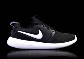 NIKE ROSHE TWO BLACK&WHITE