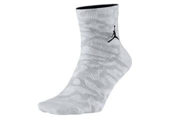 NIKE AIR JORDAN ELEPHANT QUARTER SOCKS WHITE