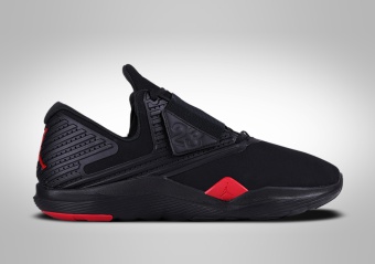 NIKE AIR JORDAN RELENTLESS BRED
