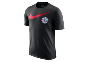NIKE NBA PHILADELPHIA 76ERS SWOOSH LOGO DRY TEE BLACK