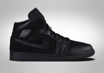 NIKE AIR JORDAN 1 RETRO MID TRIPLE BLACK