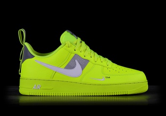 NIKE AIR FORCE 1 '07 LV8 UTILITY VOLT