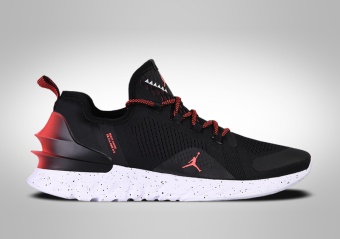 NIKE AIR JORDAN REACT HAVOC BLACK RED CRIMSON