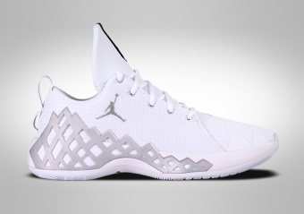 NIKE AIR JORDAN JUMPMAN DIAMOND LOW WHITE SILVER