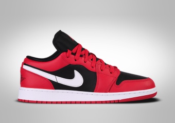 NIKE AIR JORDAN 1 RETRO LOW GS BANNED