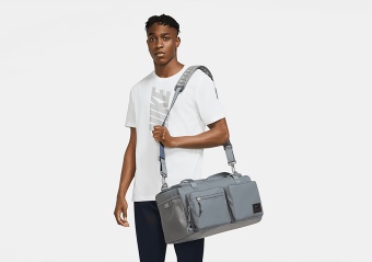 NIKE UTILITY POWER DUFFEL BAG (SMALL, 31L) SMOKE GREY