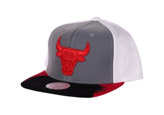 MITCHELL & NESS DAY 5 SNAPBACK CHICAGO BULLS