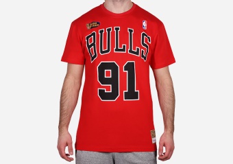 MITCHELL & NESS NAME&NUMBER TEE CHICAGO BULLS – DENNIS RODMAN