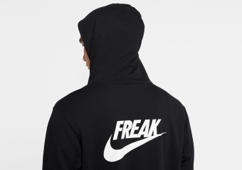 NIKE GIANNIS 'FREAK' PULLOVER HOODIE BLACK
