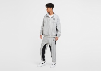 NIKE NBA BROOKLYN NETS COURTSIDE TRACKSUIT FLAT SILVER