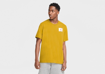 NIKE AIR JORDAN FLIGHT ESSENTIALS CREW TEE DARK SULFUR