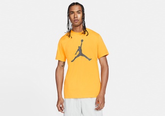 NIKE AIR JORDAN JUMPMAN TEE UNIVERSITY GOLD
