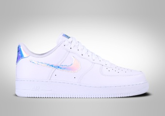 NIKE AIR FORCE 1 LOW IRIDESCENT PIXEL