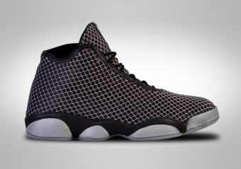 NIKE AIR JORDAN HORIZON OREO