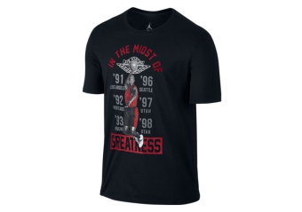 NIKE IN THE MIDST OF GREATNESS TEE