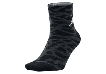 NIKE AIR JORDAN ELEPHANT QUARTER SOCKS BLACK